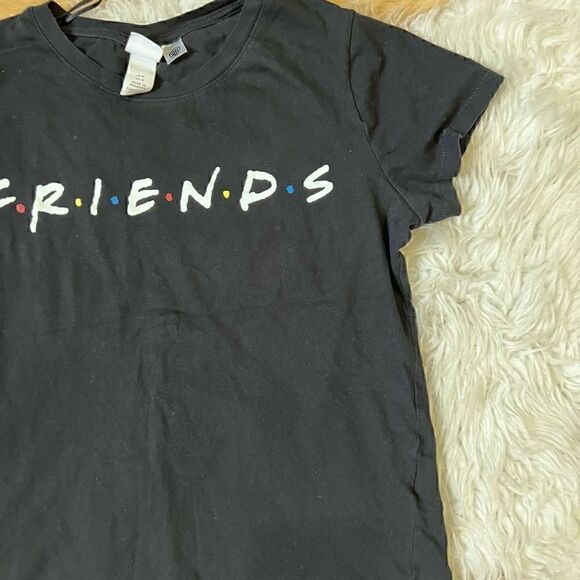 Friends black short sleeve casual shirt L - Picture 3 of 5